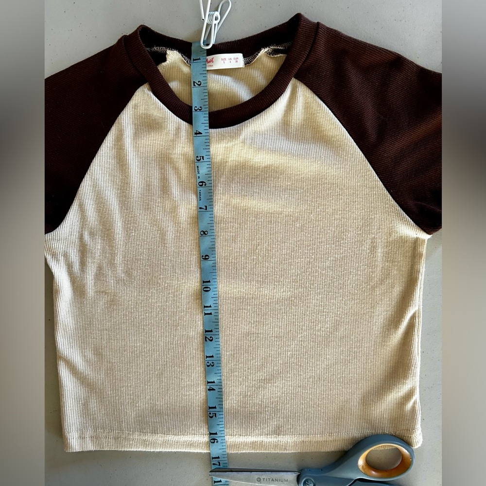 ROMWE Tan & Brown Cropped Top Short Sleeve Size Small/4 - Picture 7 of 7